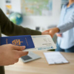 Cómo sacar el pasaporte cubano desde Miami